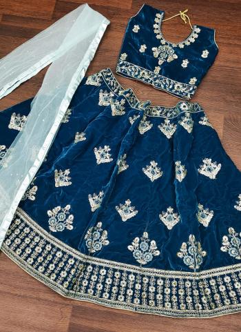 2023y/January/37950/Navy-Blue-Velvet-Traditional-Wear-Embroidery-Work-Kids-Lehenga-Choli-ARH32-3.jpg