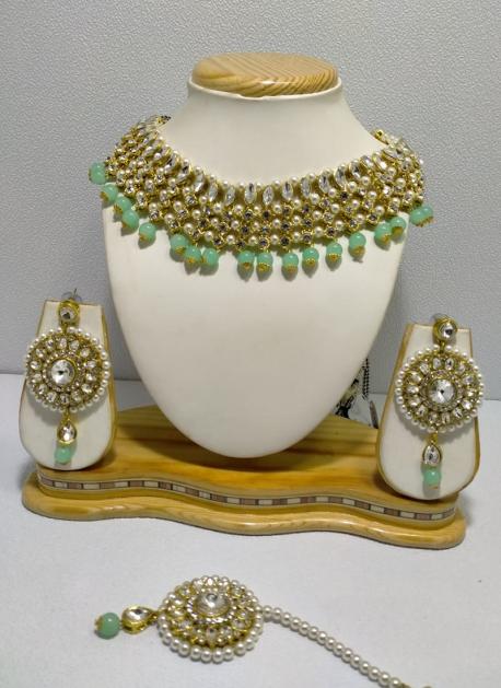 Designer Kundan Necklace Set 