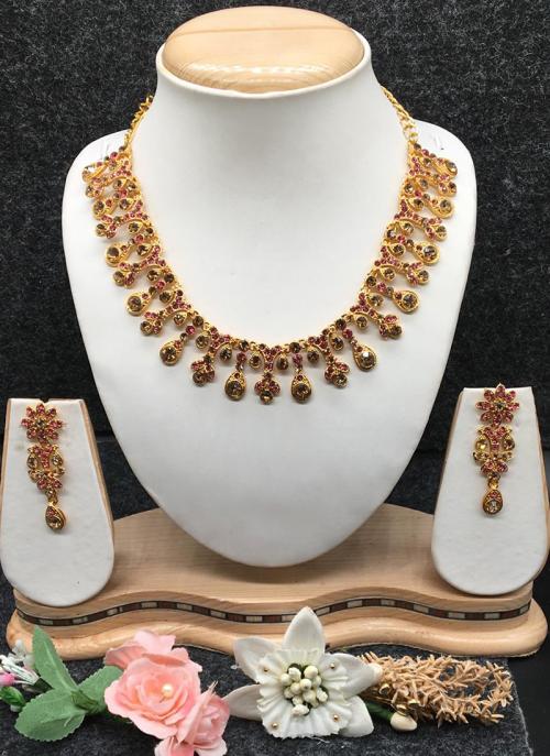 Design Party Wear Necklace Set Online 
