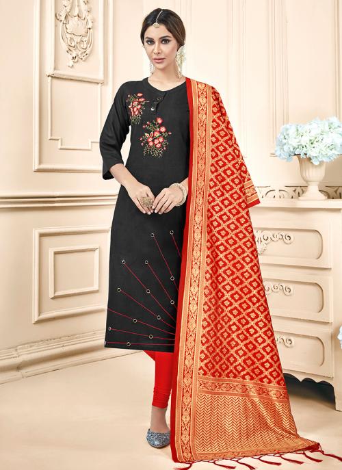 embroidery in churidar