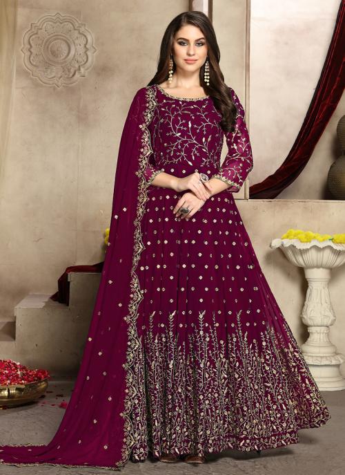 23  New Trend Dress For Marriage Function for Oval Face