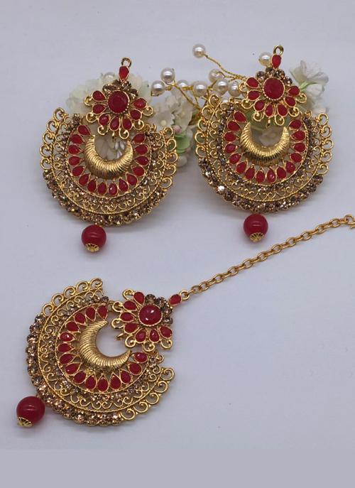 Buy Designer Red Stone Studded Earrings With Maang Tikka